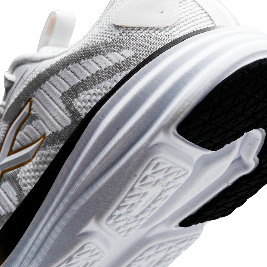 Soft Stride-White/Gold/Black